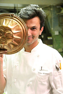Vikas Khanna